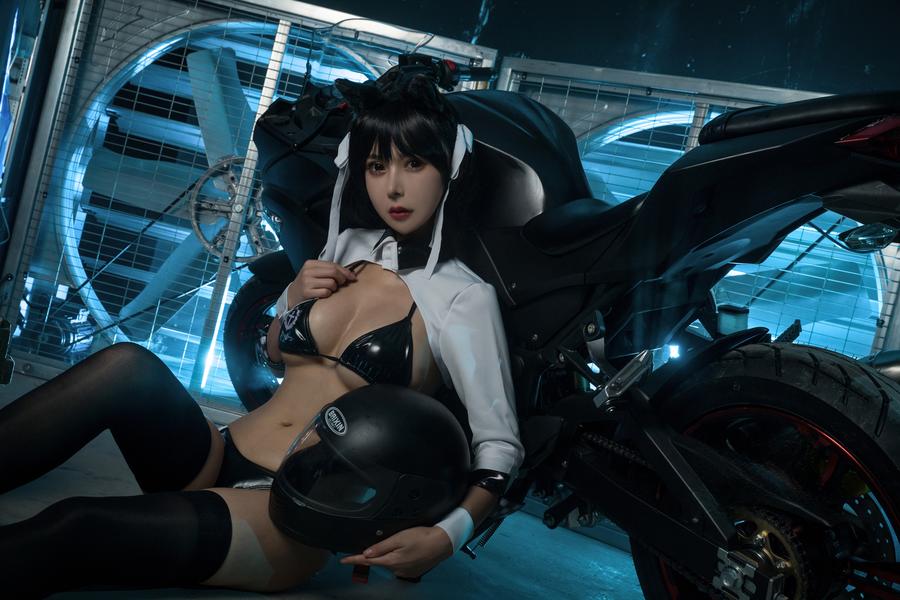 亚马逊鲶鱼-No.046 – 碧蓝航线 爱宕机车 [10P]