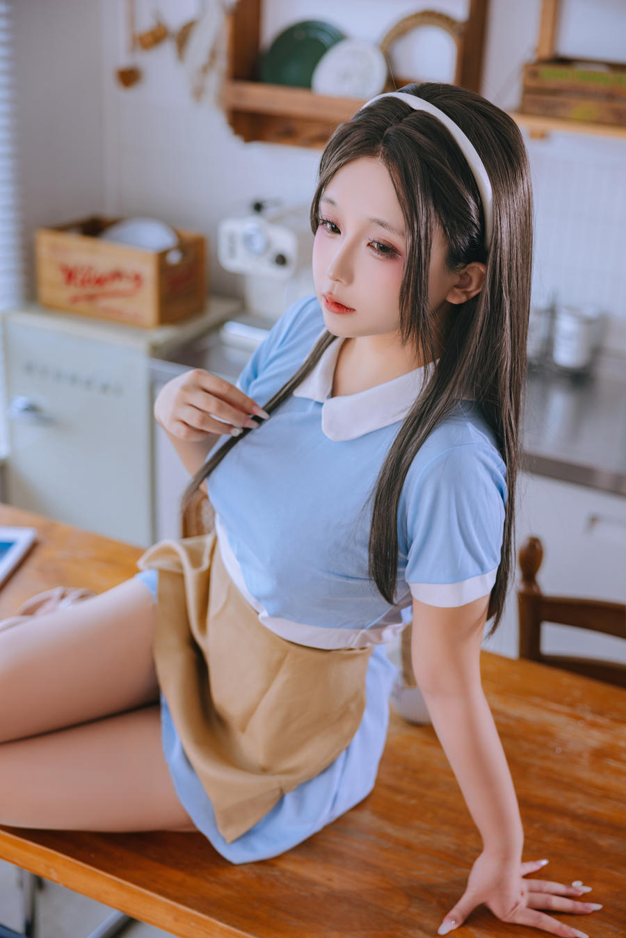 椎名莜(日奈娇)-No.209 – 蛋糕售卖员 [84P 3V]