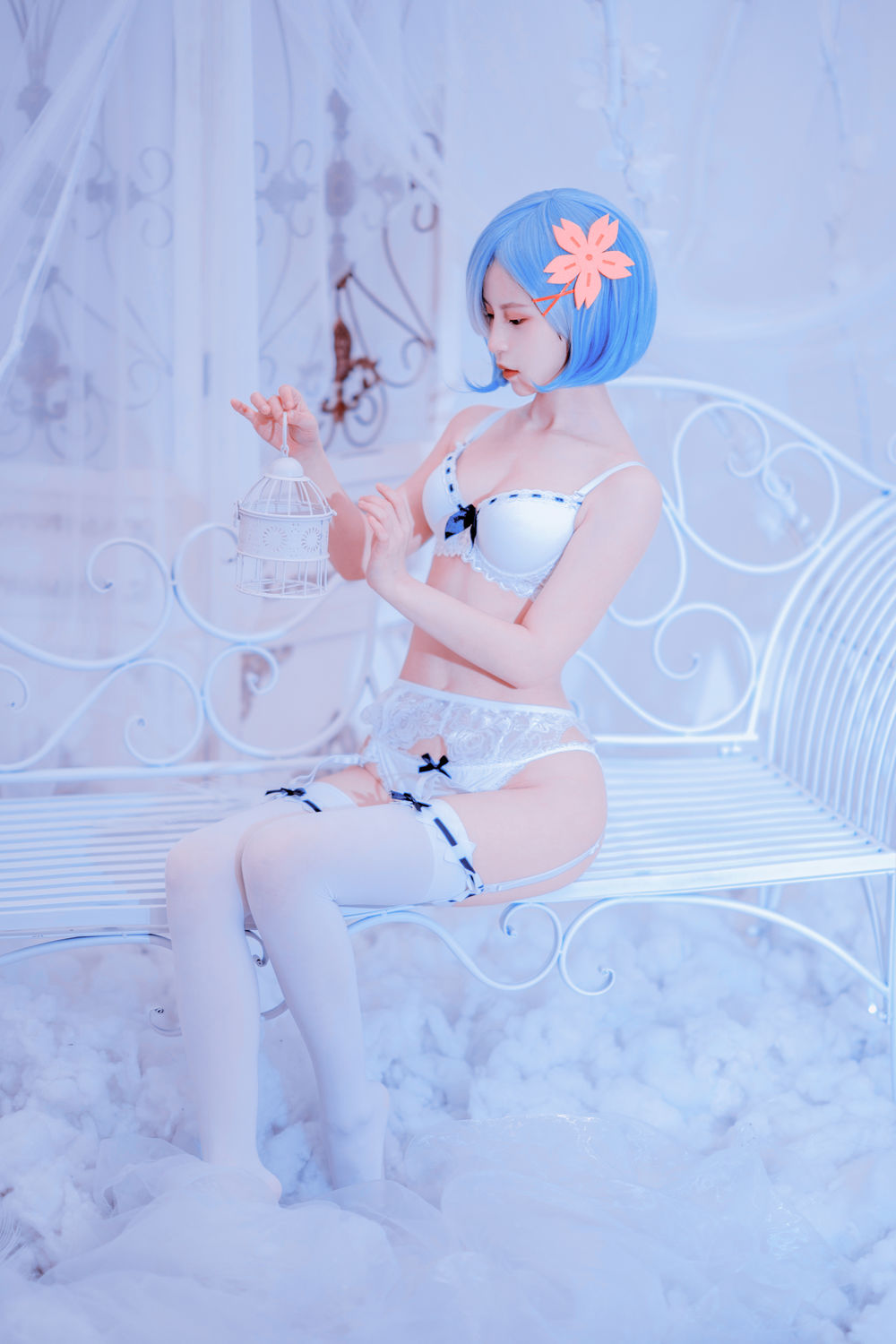 晕崽Zz-No.030 – 迷情小秘 [25P]