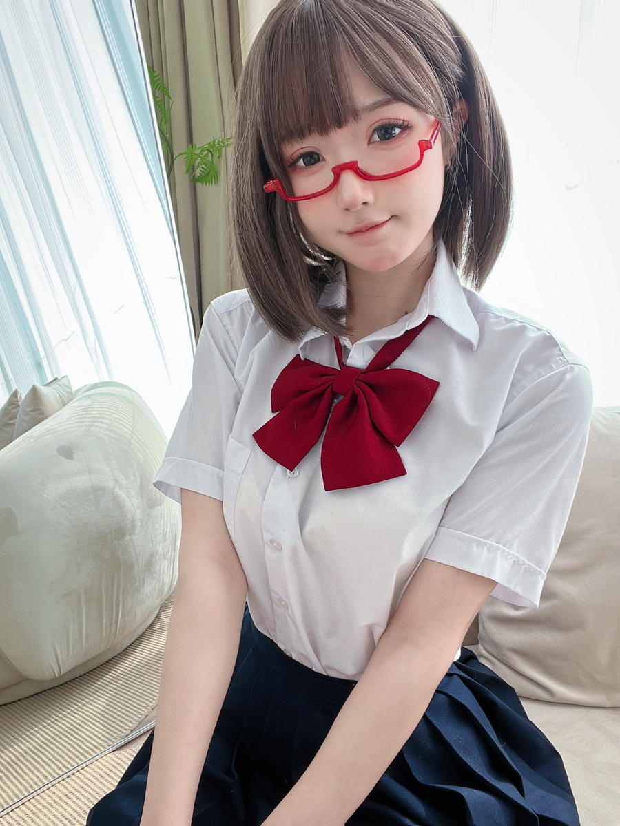 阿包也是兔娘-No.105 – 加冕图 Jk学妹 [28P]