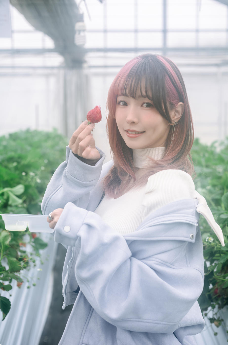ElyEE子-No.108 – Strawberry Picking Date [34P 2V]