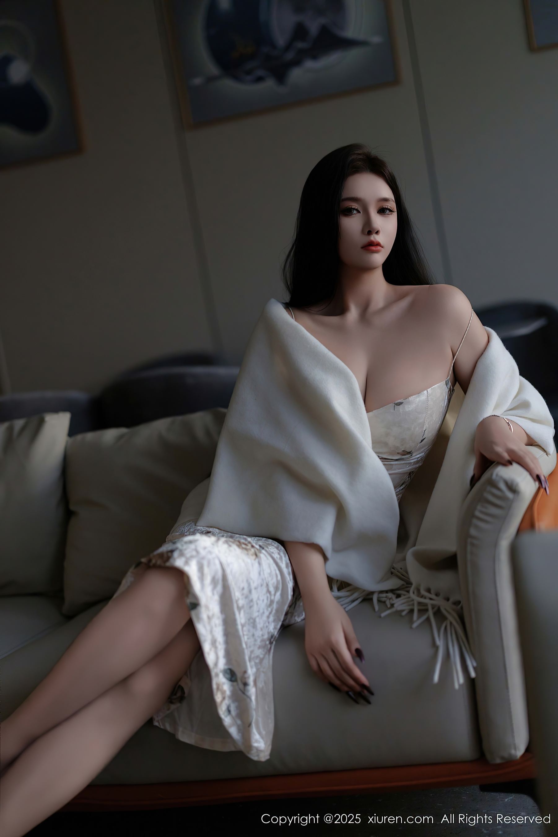 [XiuRen秀人网] No.9899 娜比 丝袜美腿