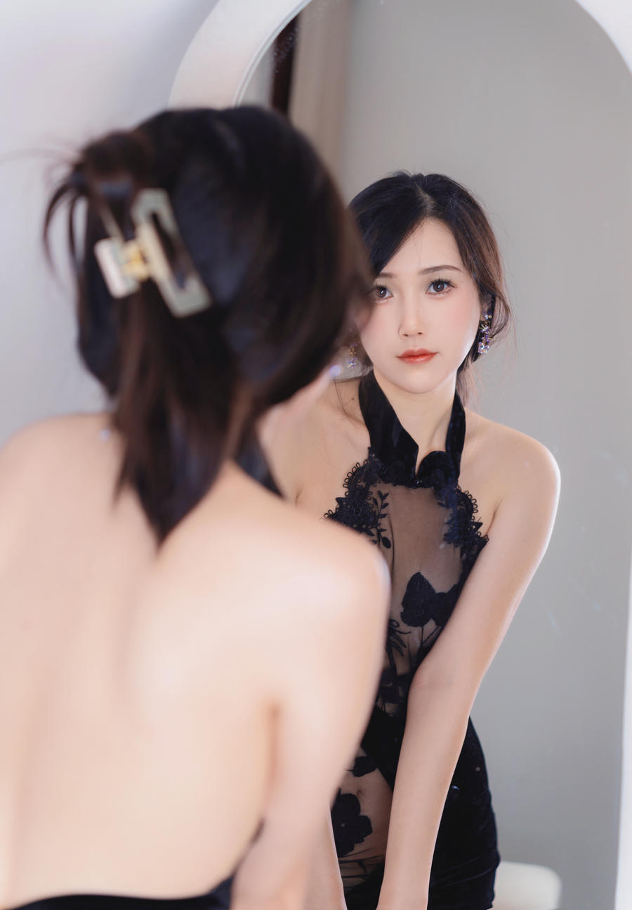 不呆猫-No.051 – 黑旗袍过膝袜御姐 [42P]