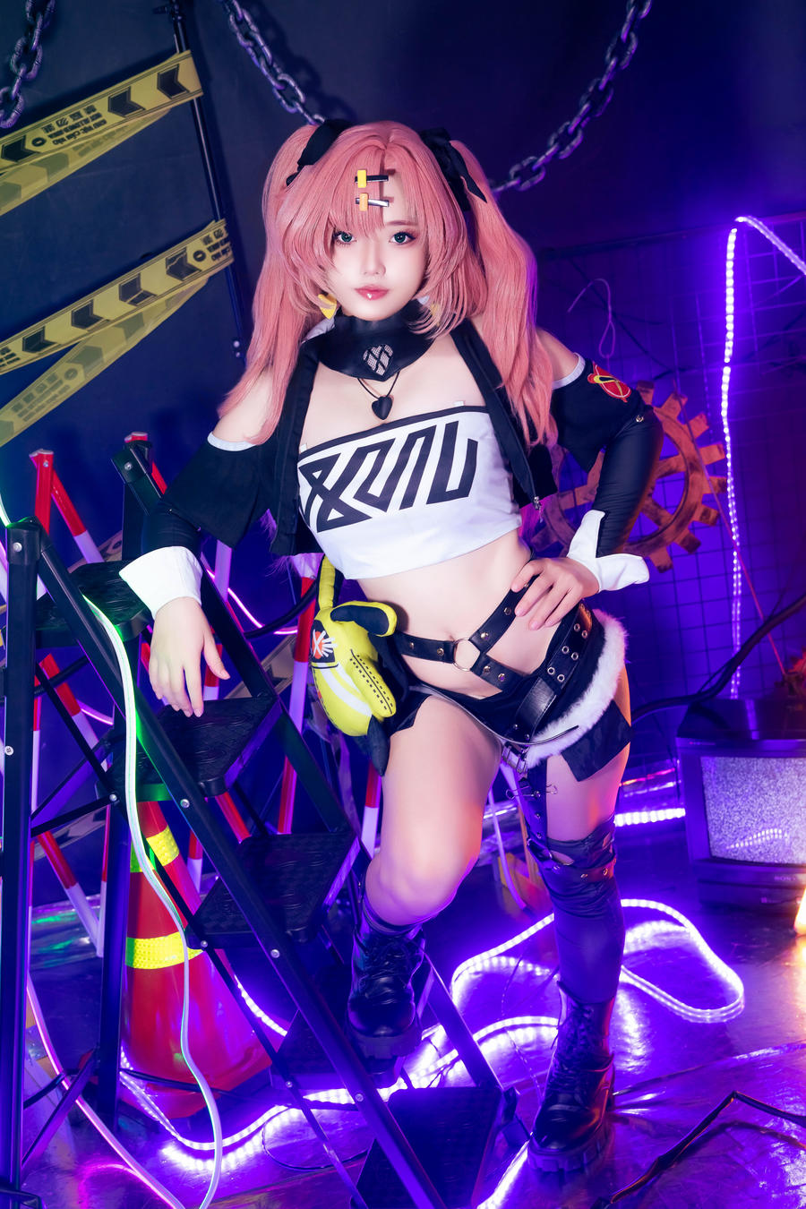 Messie Huang-No.019 – Nicole [43P]
