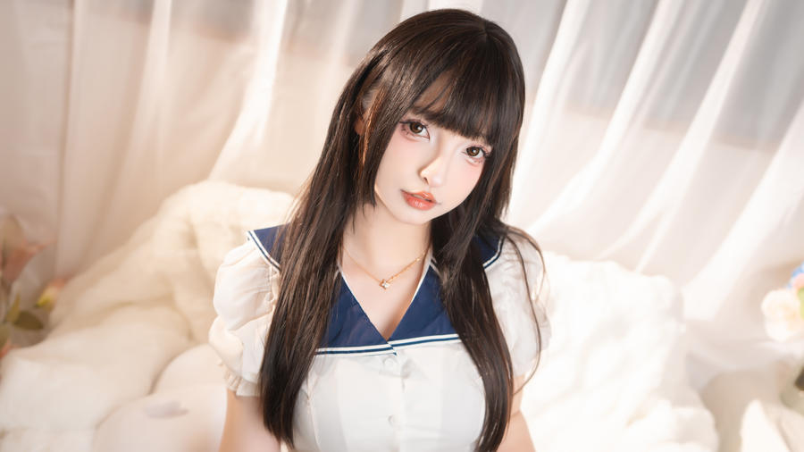 神楽坂真冬-No.199 – 柔光水滑 [75P 2V]