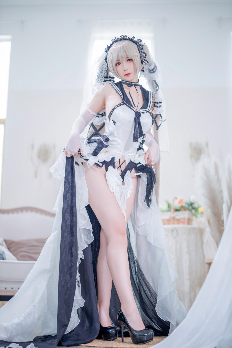 樱落酱w-No.031 – 碧蓝航线 可畏礼服 [20P]