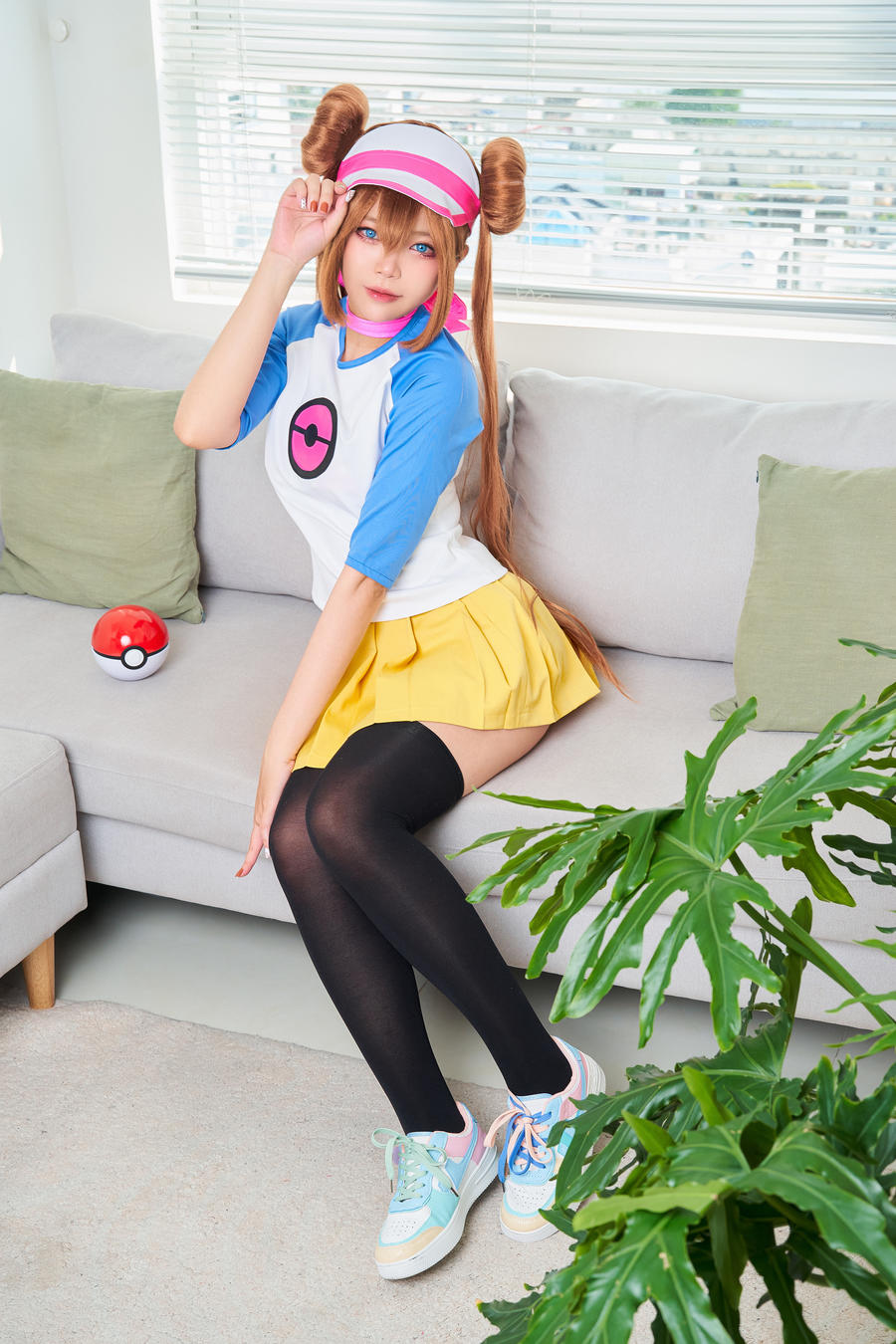 ZinieQ-No.071 – Rosa At Home + Bikini [28P]