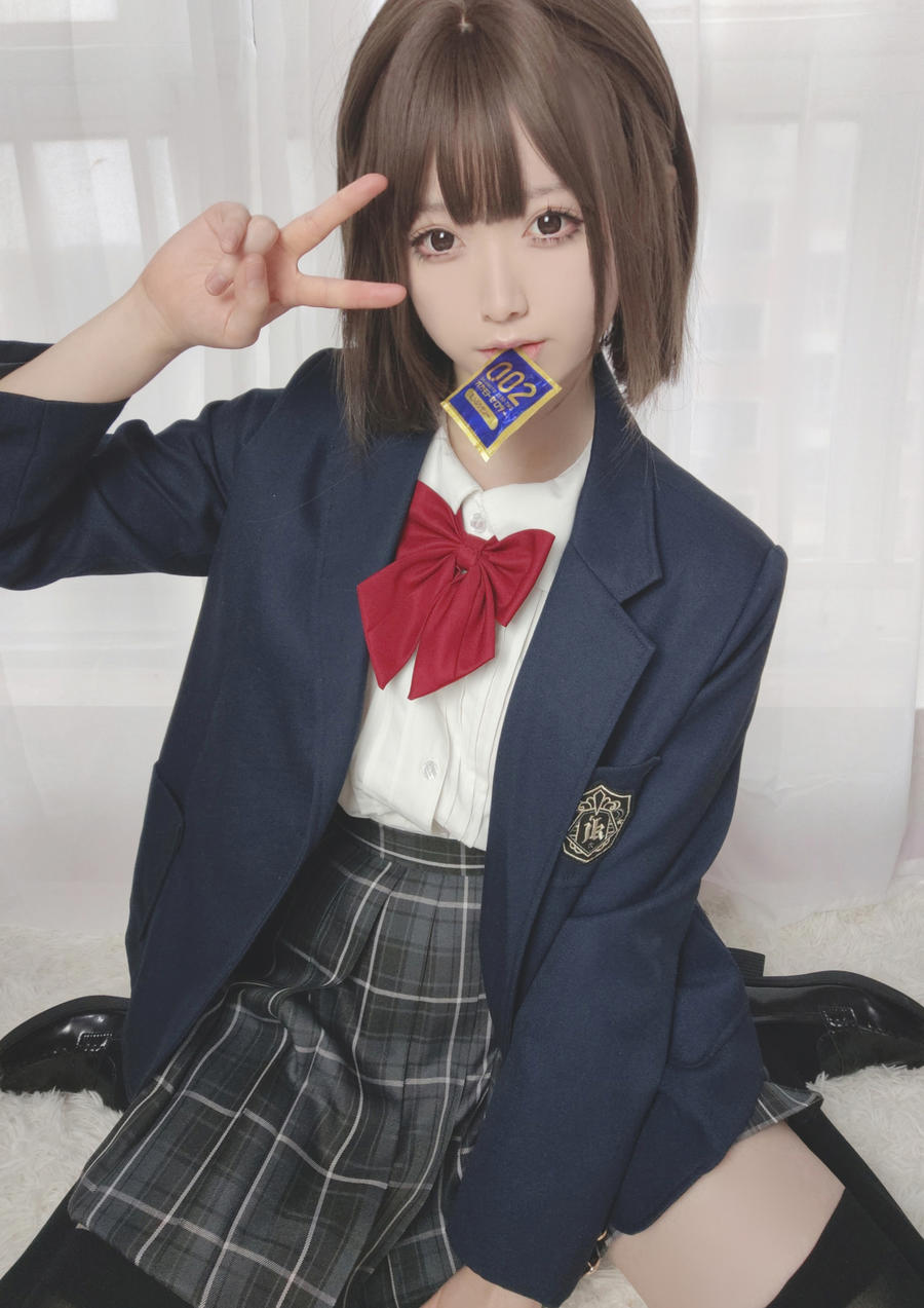 朝霧愛-No.010 – 制服自撮り [21P]