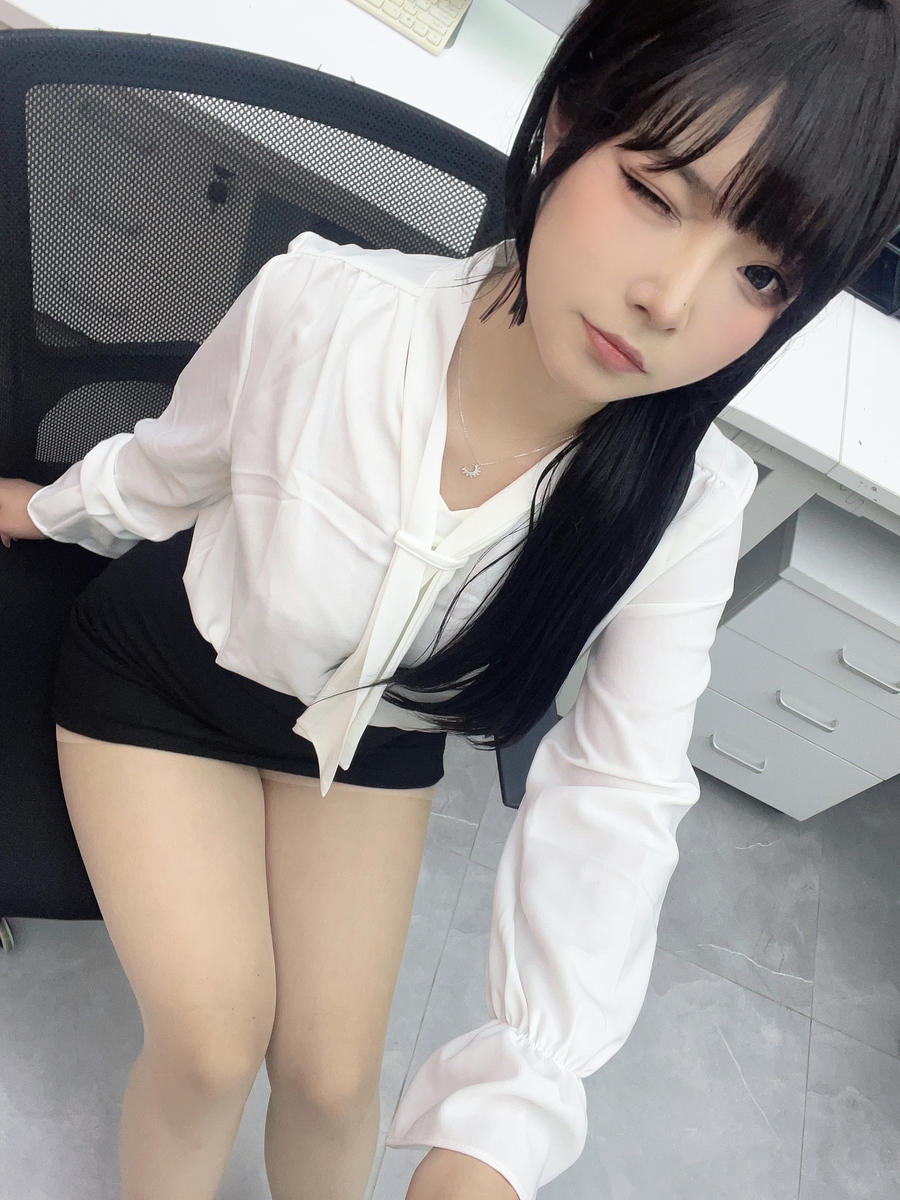 yuuhui玉汇(Kokuhui)-No.089 – [Patreon] 体贴的秘书 [21P]