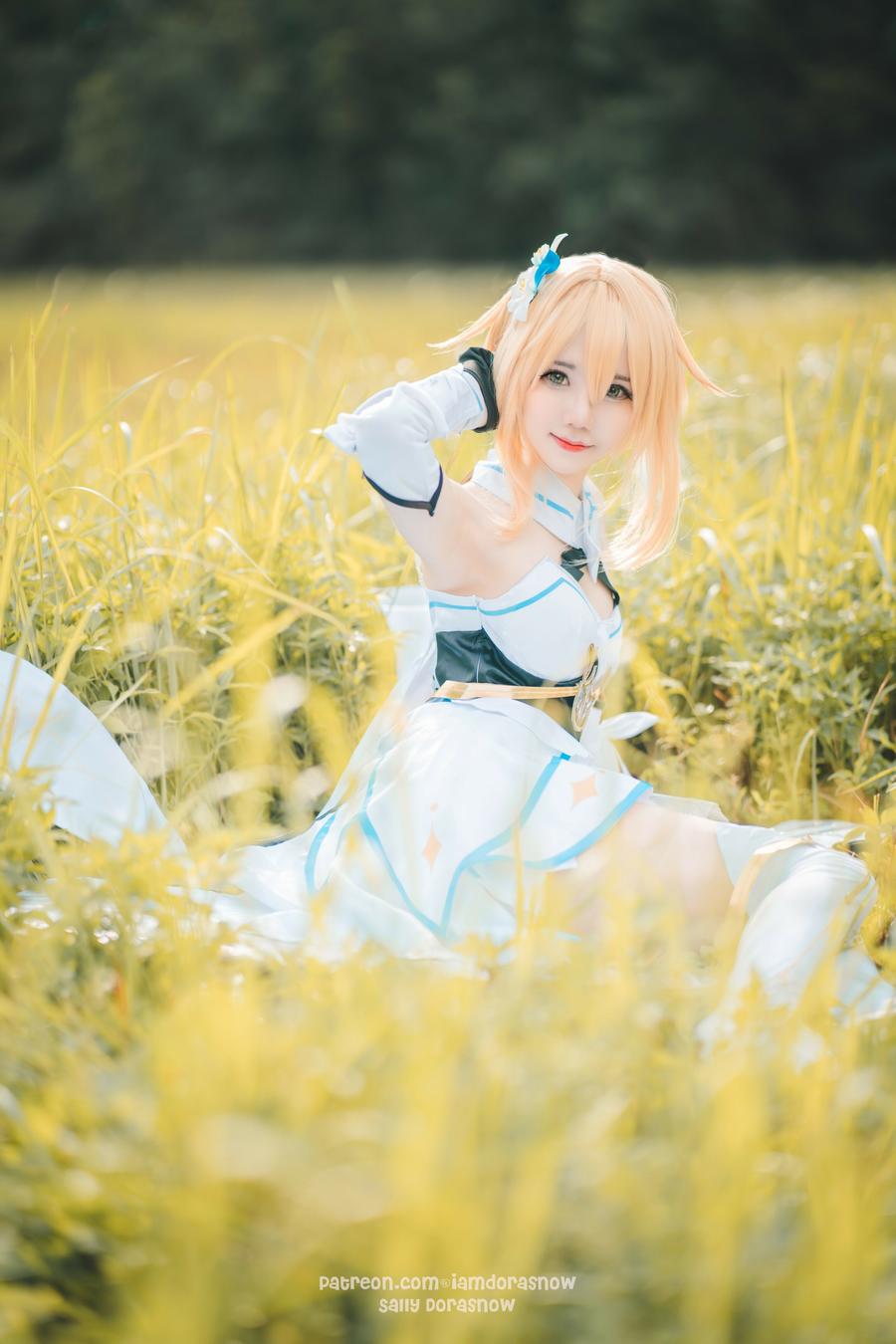 Sally Dorasnow-No.051–Lumine [27P]