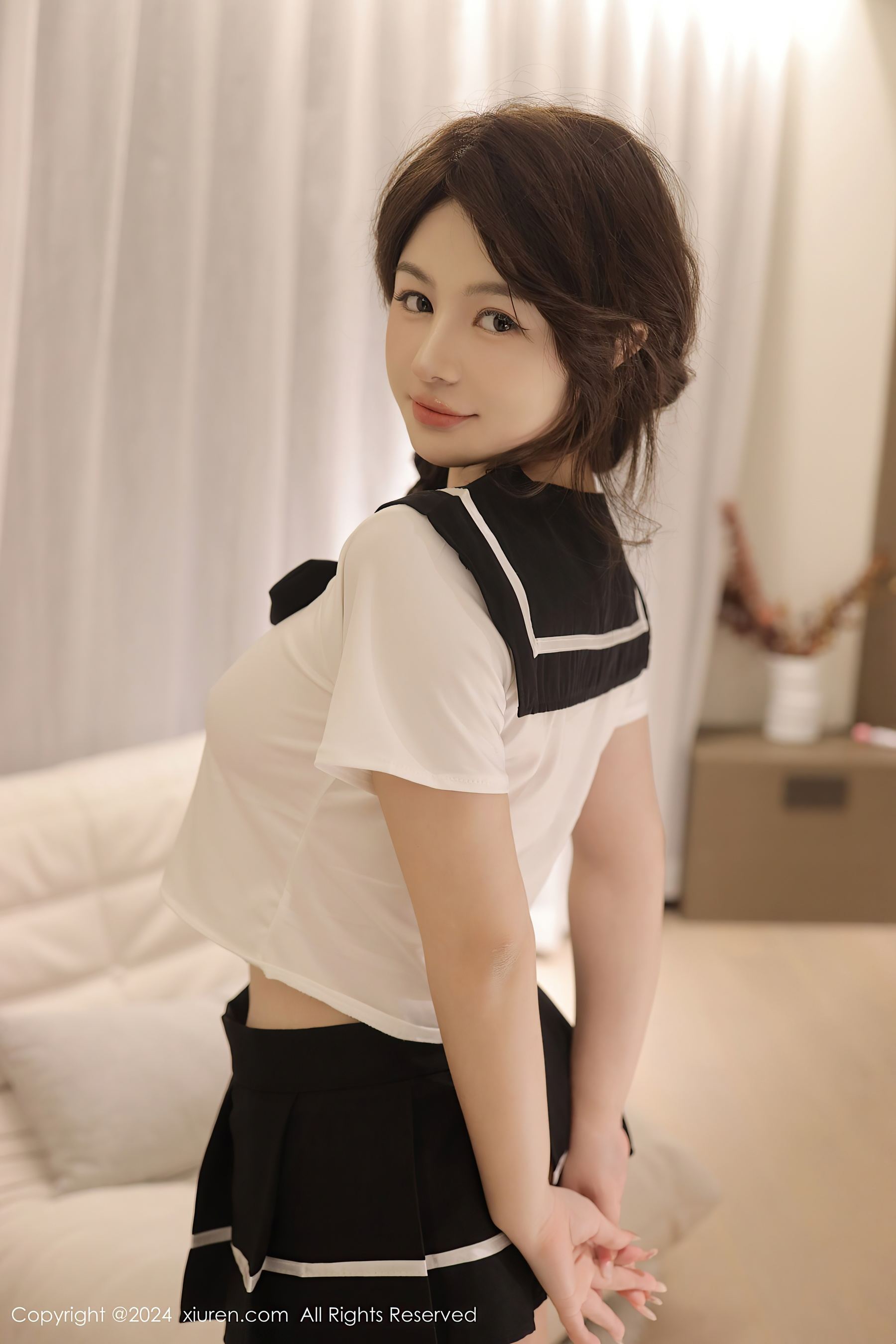 [XiuRen秀人网] No.8229 沈思怡 美臀性感